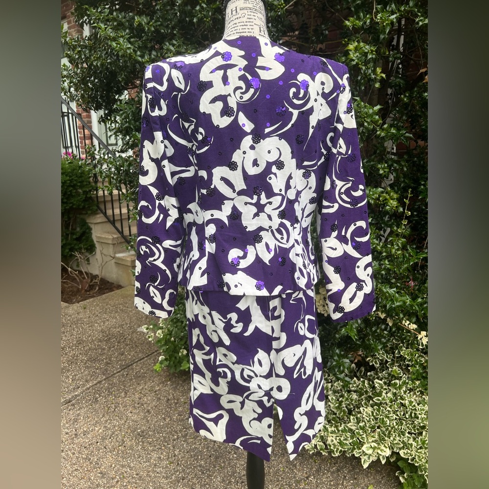 Vintage Rimini Purple and White sequined Skirt Suit Size 12 Fits 6-8 - Picture 5 of 16